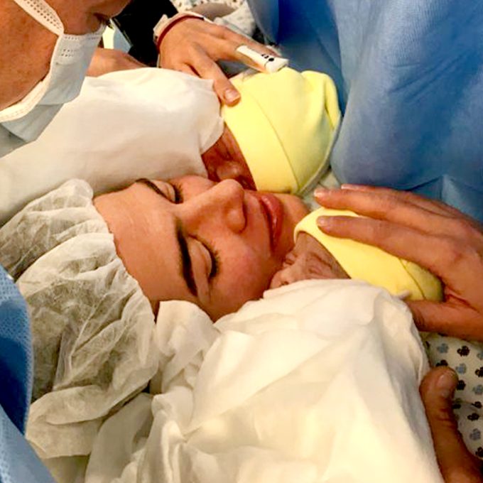 Maite con sus bebés