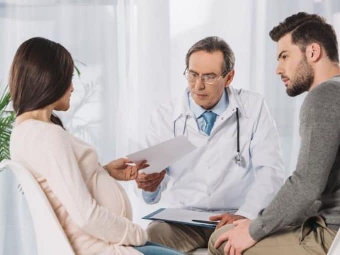 examen de salud reproductiva en pareja