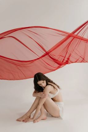 sangrado menstrual vs implantación