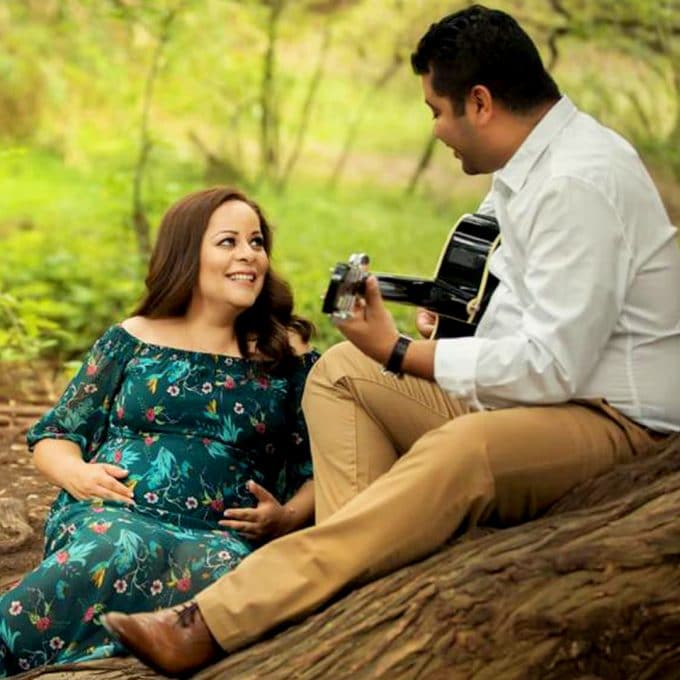 Iraí embarazada junto a su esposo Israel – Familia Ingenes