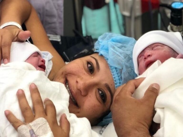 fedundacion-in-vitro-testimonios-mama-en-nacimiento-gemelos
